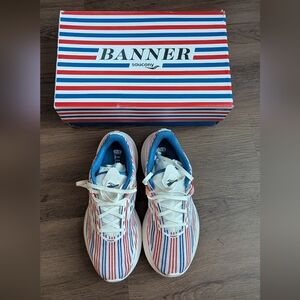 Saucony NWT Running Shoes